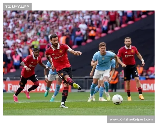 哈兰德vs范迪克，世界级前锋后卫对决引关注